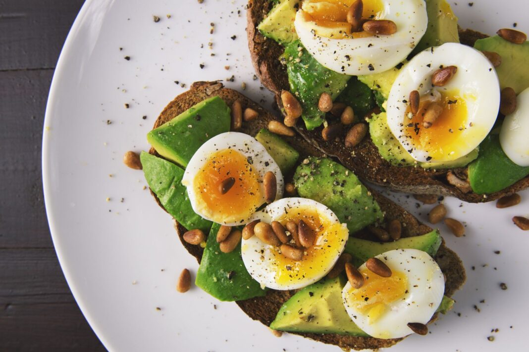 Jak zaplanować meal prep na 3 dni w 90 minut: schemat gotowania baza + dodatki Jak zaplanować meal prep na 3 dni w 90 minut: schemat gotowania baza + dodatki