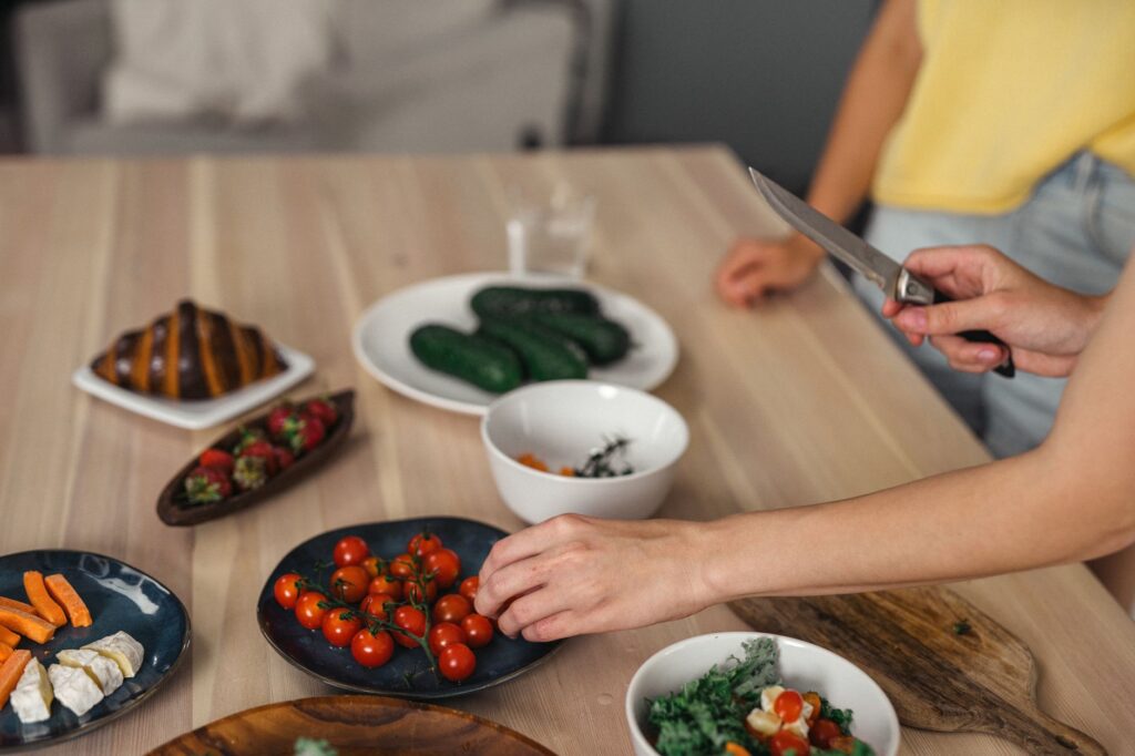 Weekendowe gotowanie na cały tydzień: czy meal prep to styl życia dla każdego?